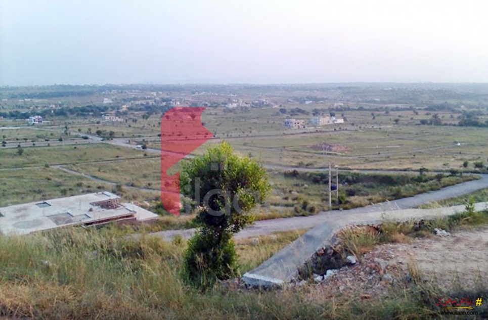 8 Marla Commercial Plot for Sale in D-18, Islamabad