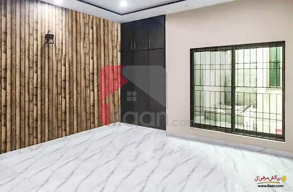 10 Marla House for Sale in DC Colony, Gujranwala