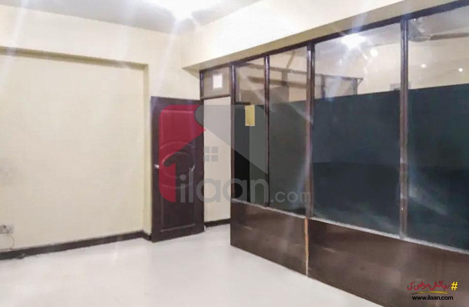 100 Sq.yd Office for Sale on Shahrah-e-Faisal, Karachi