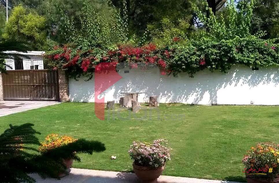 3.8 Kanal House for Sale in F-6, Islamabad 