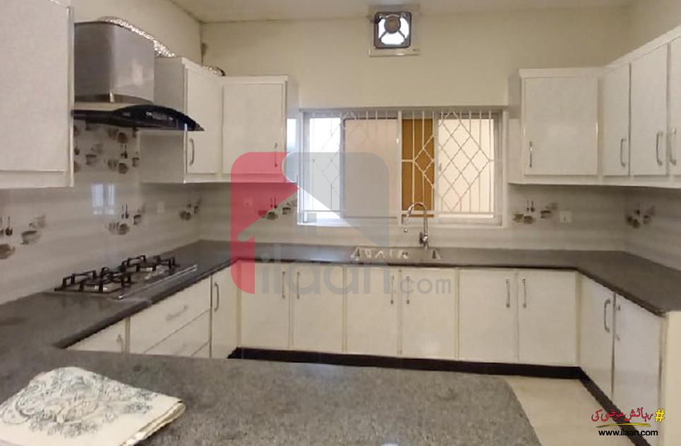 10 Marla House for Rent in Sector C, Bahria Town, Lahore