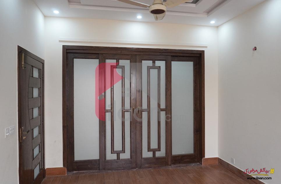 10 Marla House for Sale in Lake City, Lahore
