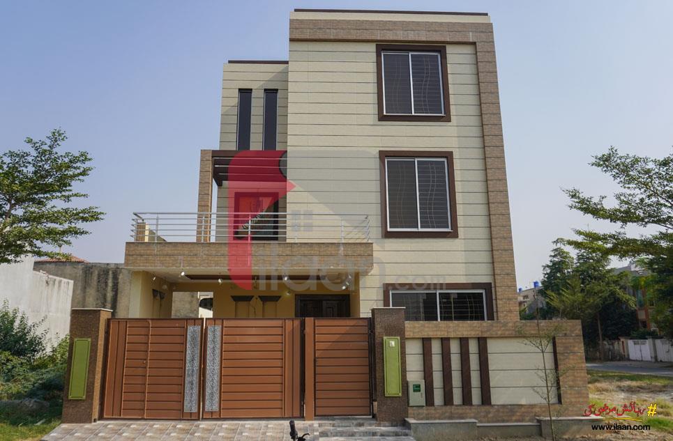 10 Marla House for Sale in Lake City, Lahore