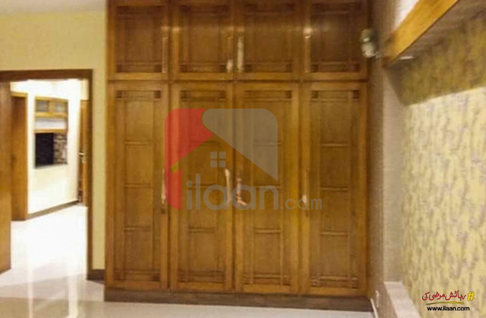 10 Marla House for Rent (Upper Portion) in Janiper Block, Sector C, Bahria Town, Lahore