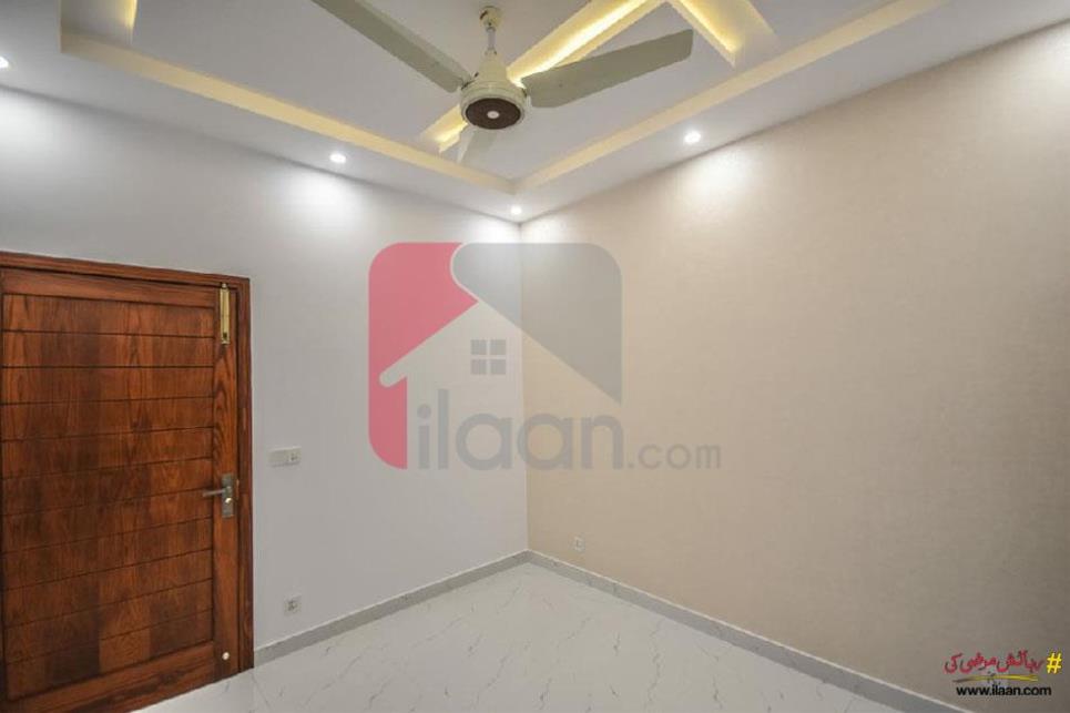 10 Marla House for Sale in Phase 8, DHA Lahore