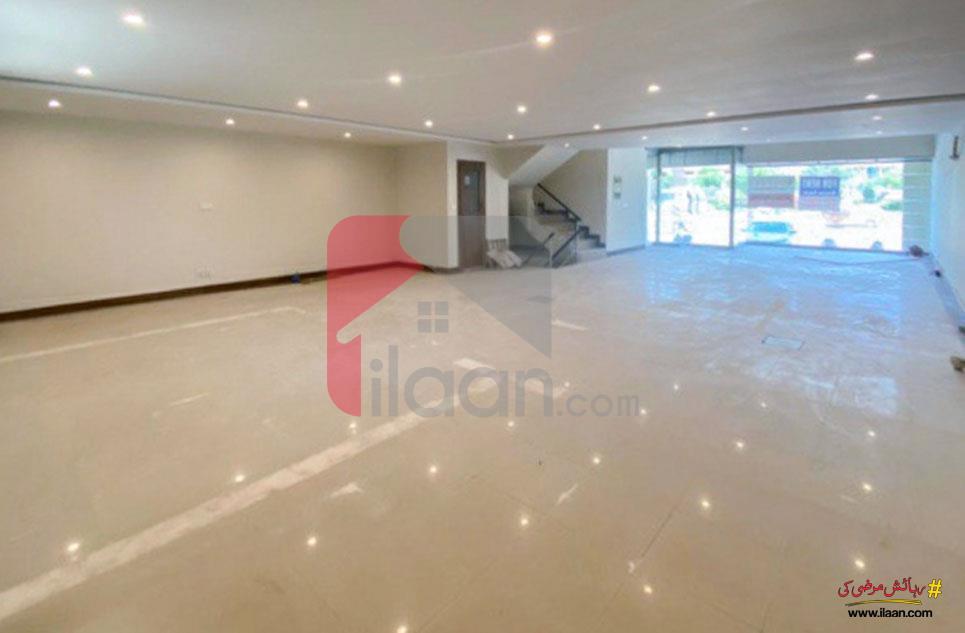 8 Marla Office for Rent in (Ground+Mezzanine & Basement Floor) in Phase 8, DHA Lahore