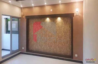 10 Marla House for Sale in Canal Garden, Lahore