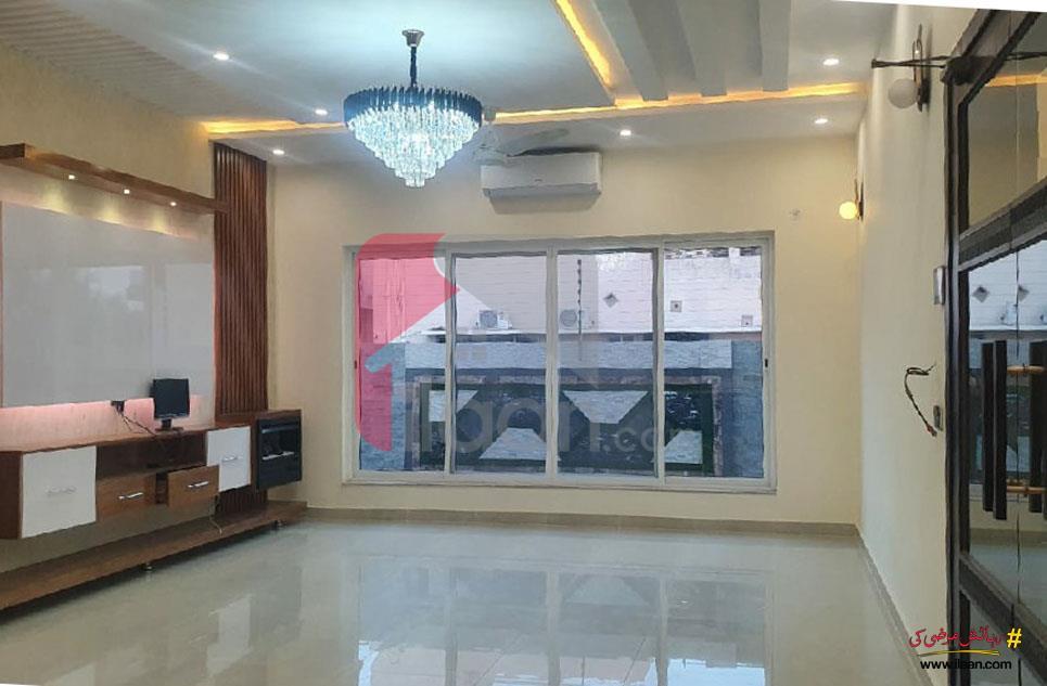 1 Kanal House for Rent (Lower Portion) in Phase 8 - Air Avenue, DHA Lahore