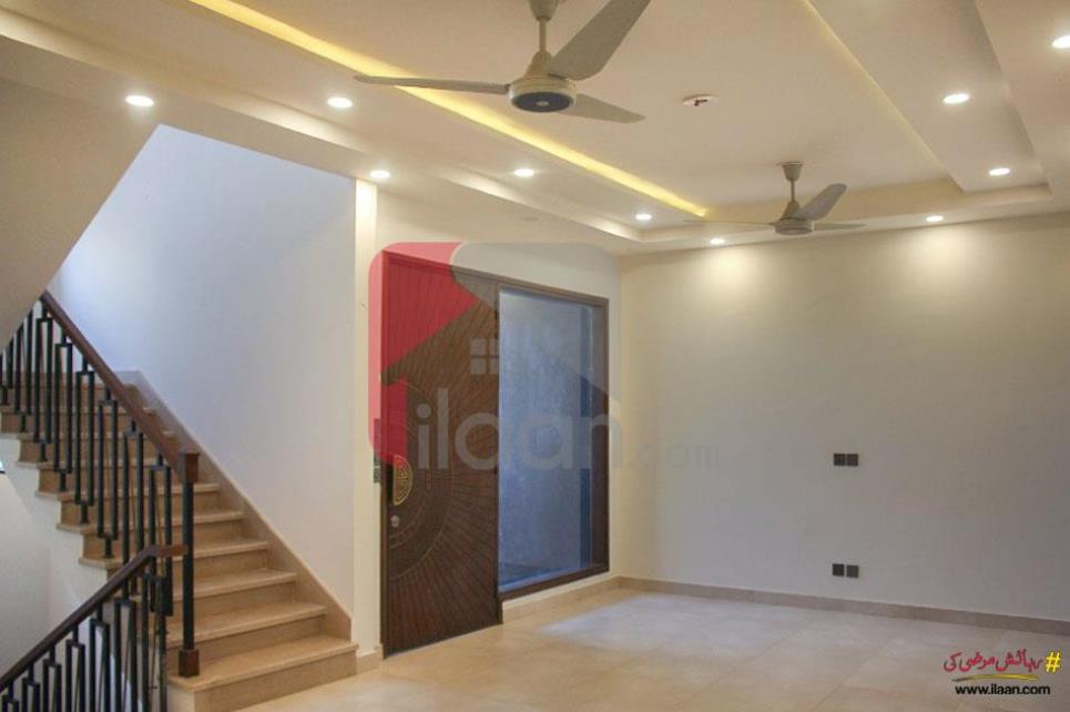 100 Sq.yd House for Sale in Iqbal Lane, Phase 8, DHA Karachi