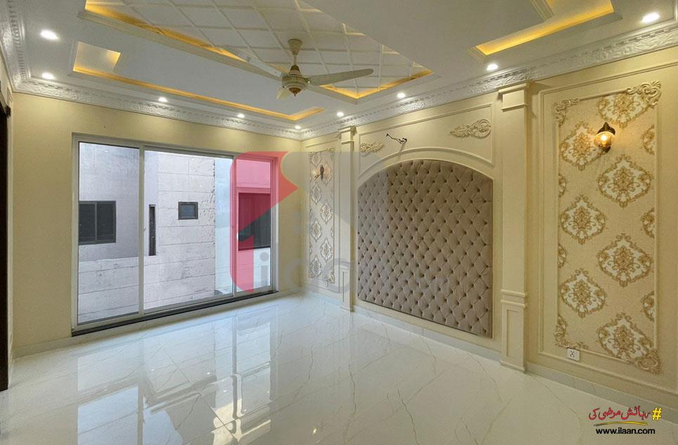 12 Marla House for Sale in  Block M1, Lake City, Lahore