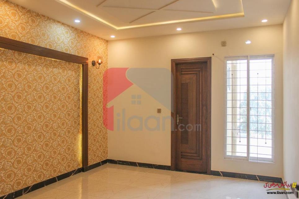 10 Marla House for Sale in Phase 2, Johar Town, Lahore