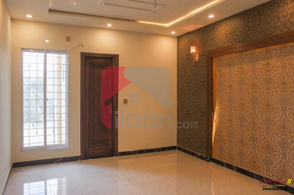 10 Marla House for Sale in Phase 2, Johar Town, Lahore