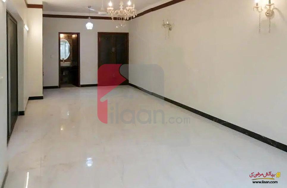 300 Square Yard House for Sale in Clifton, Karachi