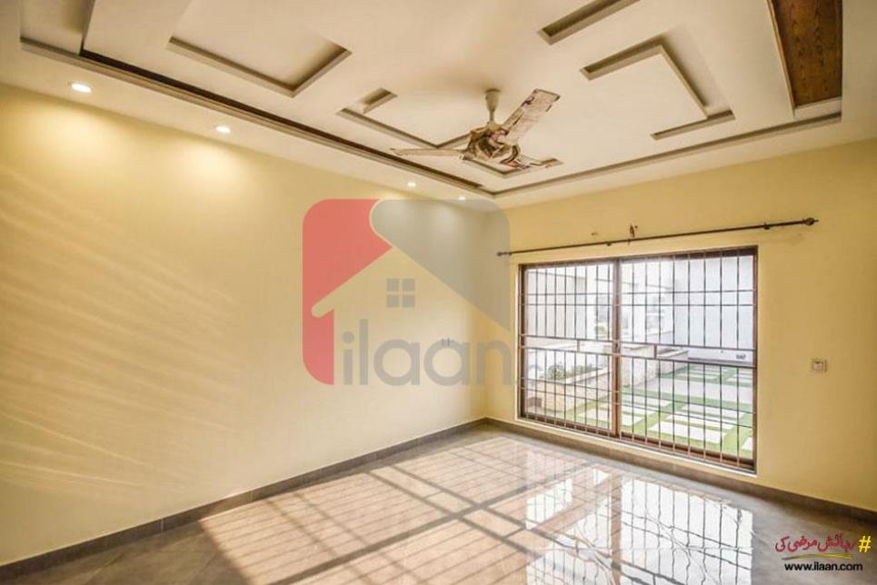 8 Marla House for Rent in Block D, Phase 6, DHA Lahore