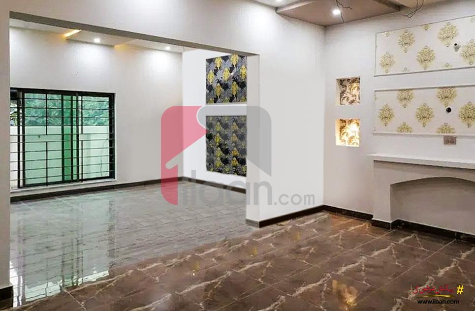 15 Marla House for Rent in Wapda City, Faisalabad