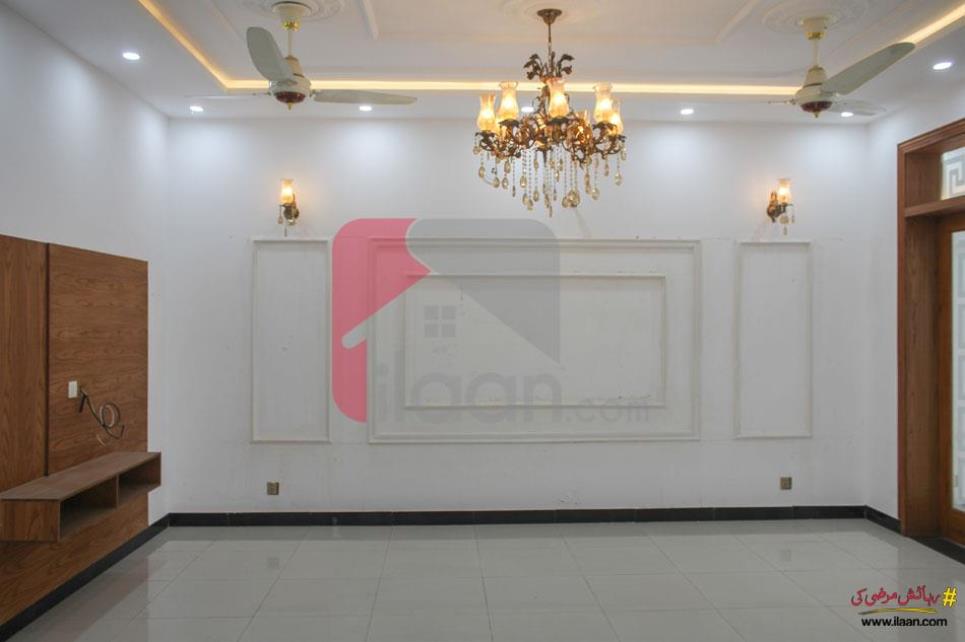 10 Marla House for Sale in Phase 2, Punjab University Employees Society, Lahore