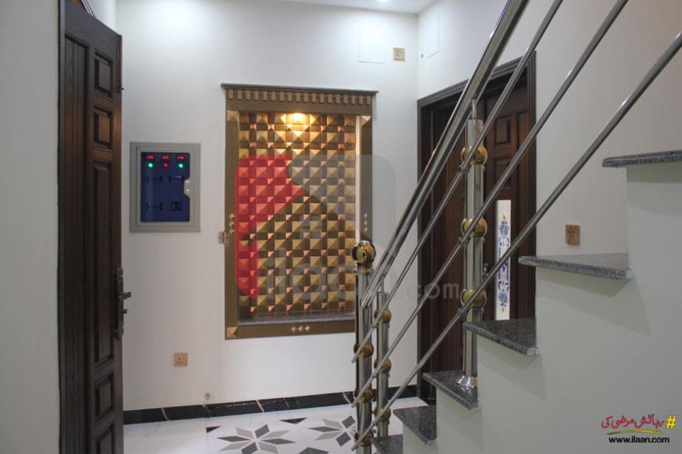 10 Marla House for Sale in Valencia Housing Society, Lahore