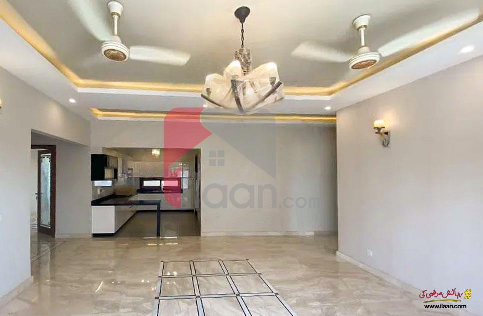 883 Sq.yd House for Sale in Phase 8, DHA Karachi