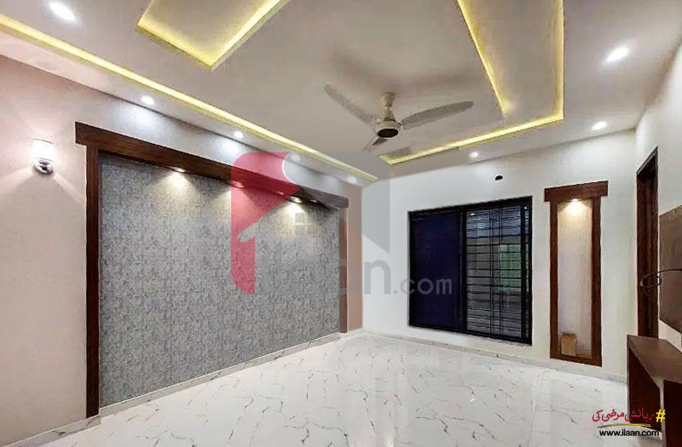 2 Kanal House for Sale in Canal Garden, Lahore