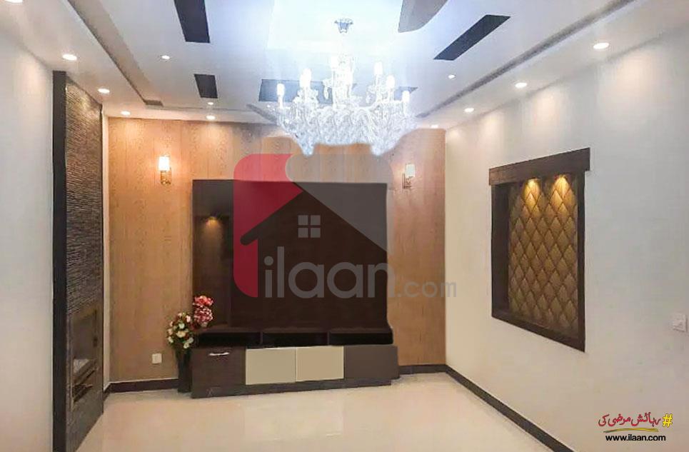 10 Marla House for Sale in Canal Garden, Lahore