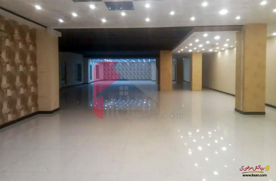 13.3 Marla Office for Rent on MM Alam Road, Gulberg-2, Lahore