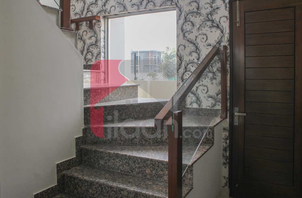 2 Kanal House for Sale in Block R, Phase 7, DHA Lahore (1 Kanal Lawn)