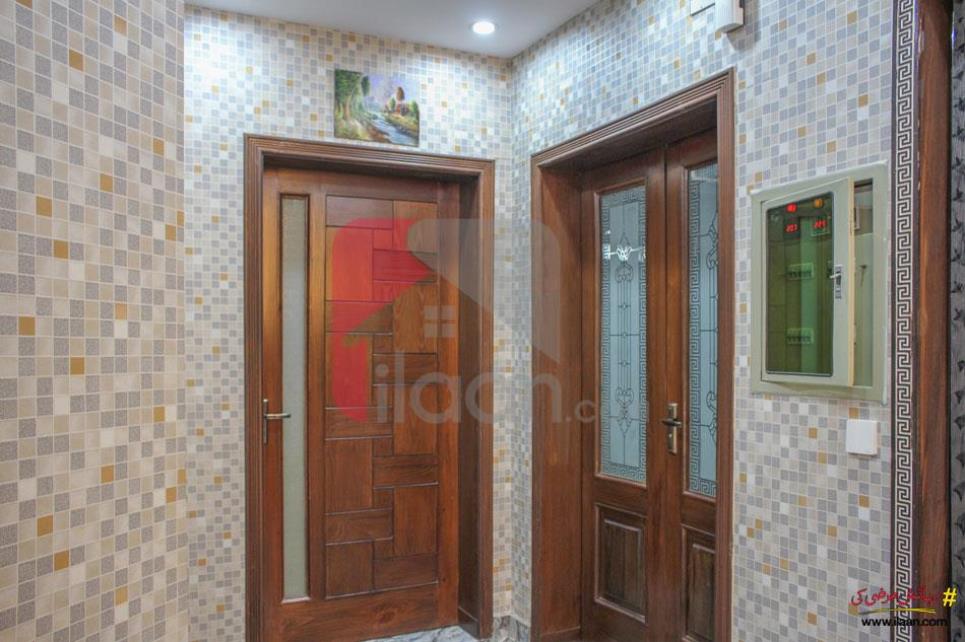 10.5 Marla House for Sale in Bahria Town, Lahore
