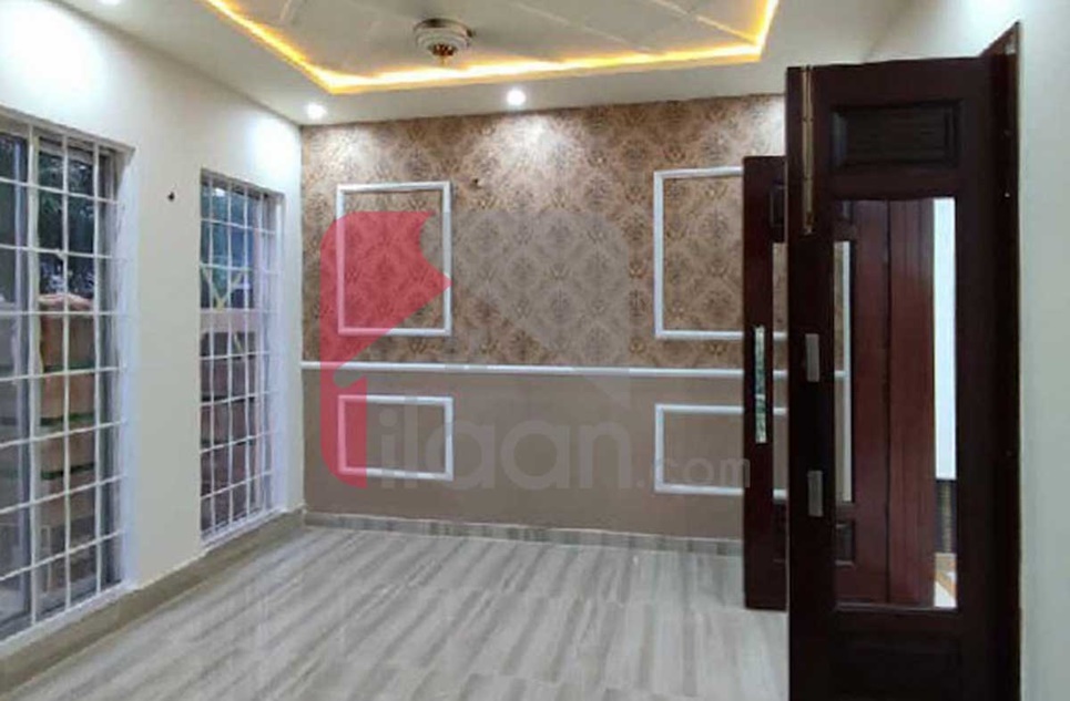10 Marla House For Sale in Phase 2, PGECHS, Lahore