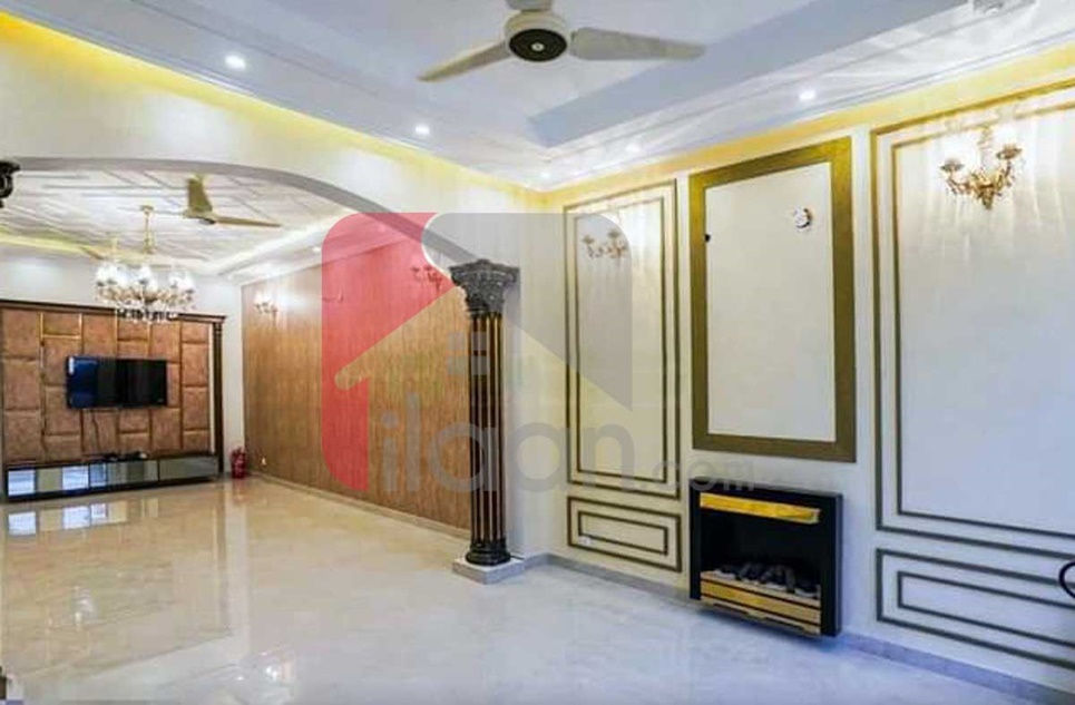 10 Marla House for Sale in Phase 2, Nasheman-e-Iqbal, Lahore