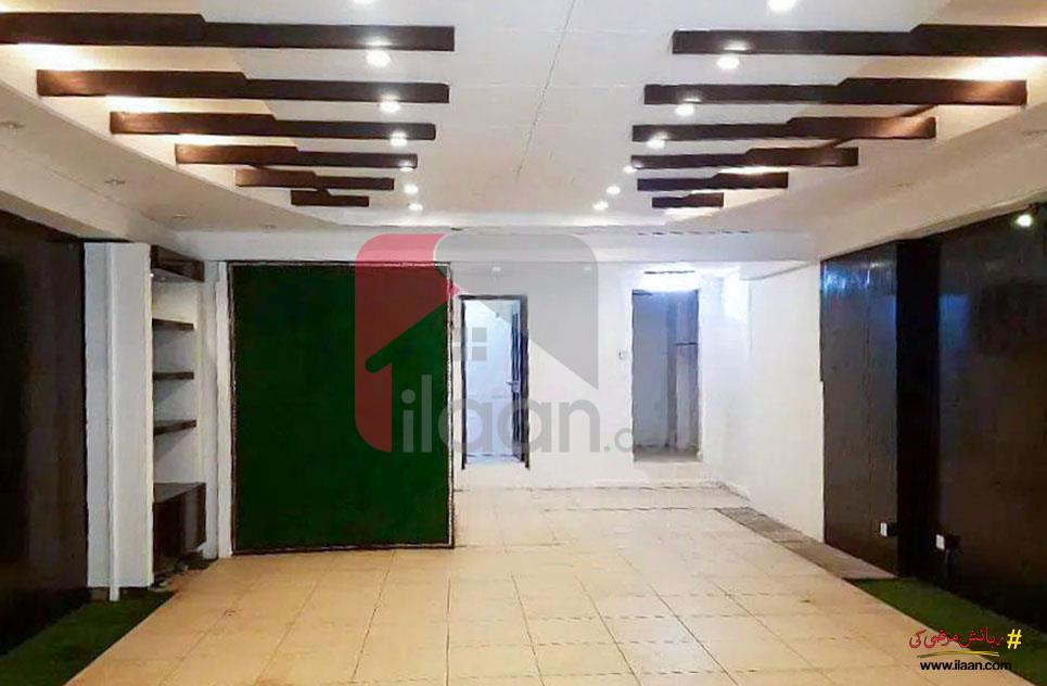 900 Sq.ft Shop for Rent in Zamzama Commercial Area, Phase 5, DHA Karachi