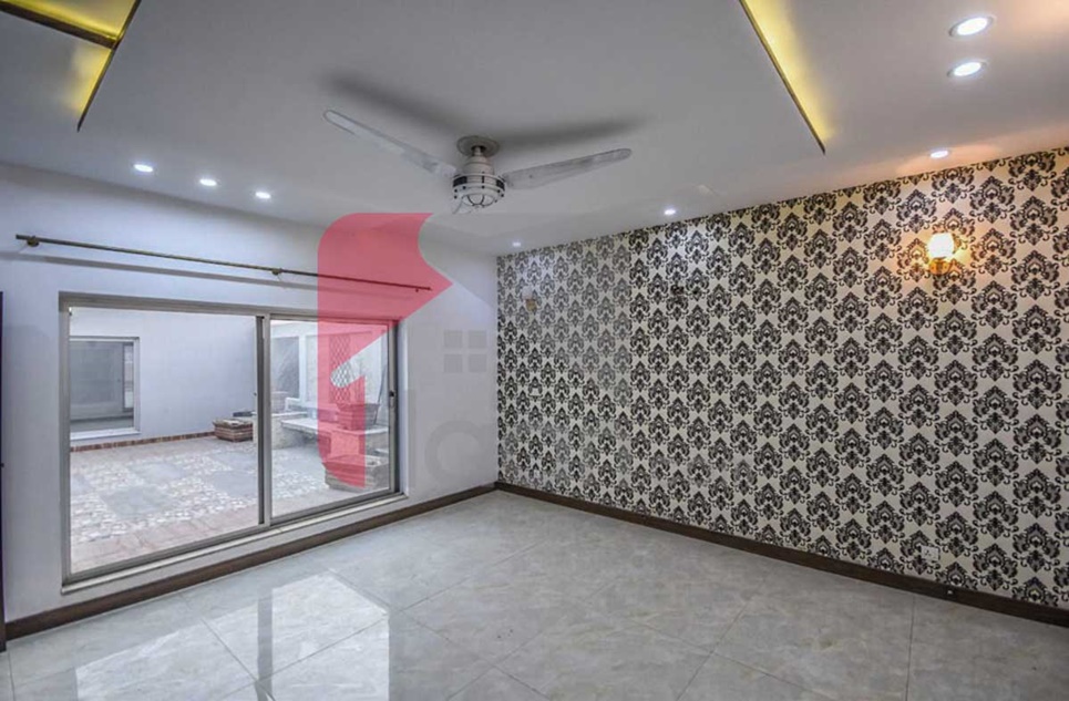 10 Marla House for Rent in Sector D, Phase 5, DHA Lahore