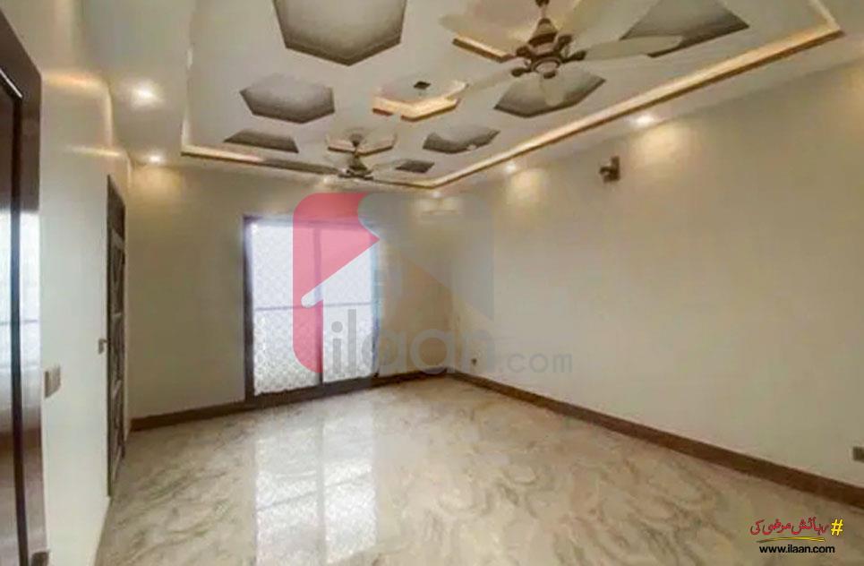 1000 Sq.yd Office for Rent in Block 4, Gulshan-e-Iqbal, Karachi