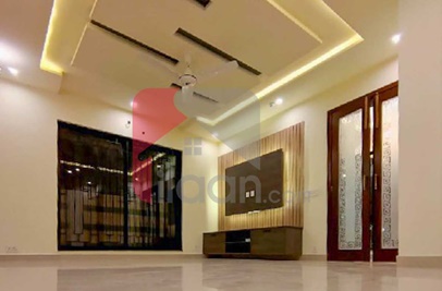 10 Marla House for Rent in Block U, Phase 7, DHA Lahore