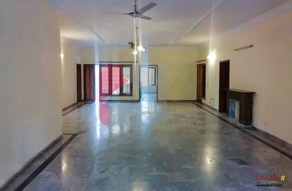 1 Kanal 12 Marla House for Rent (First Floor) in F-11, Islamabad.