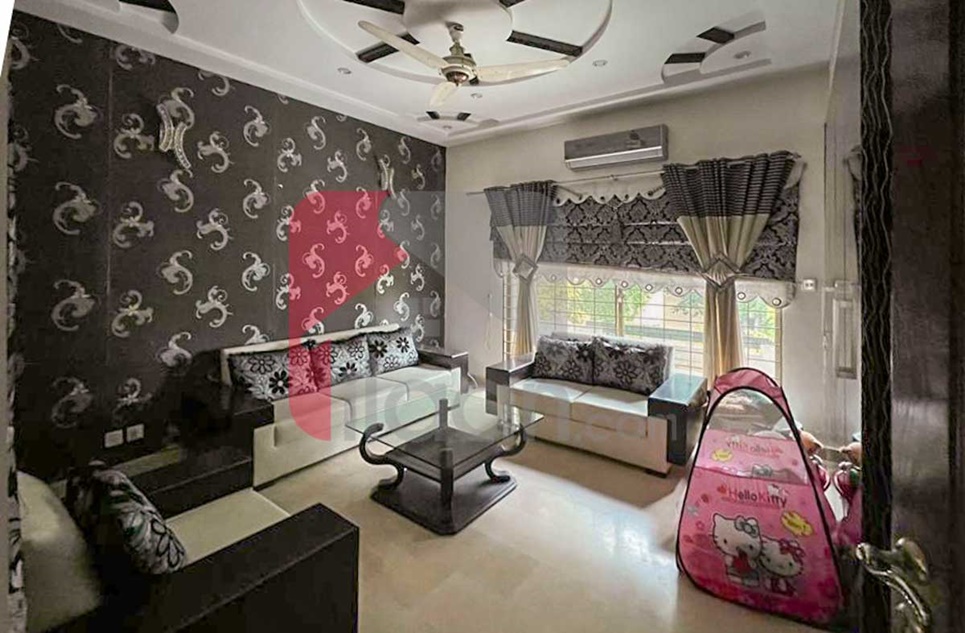 10 Marla House for Rent (First Floor) in Block E, Phase 5, DHA Lahore