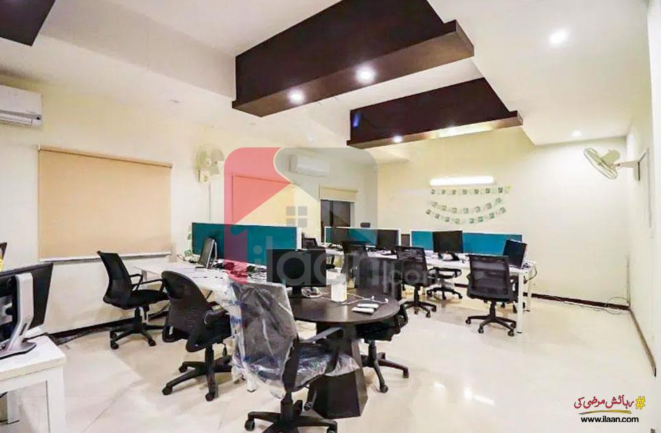 999 Sq.ft Office for Rent in Gulberg-1, Lahore