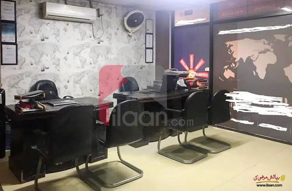 648 Sq.ft Office for Rent on Main Boulevard, Gulberg 3, Lahore