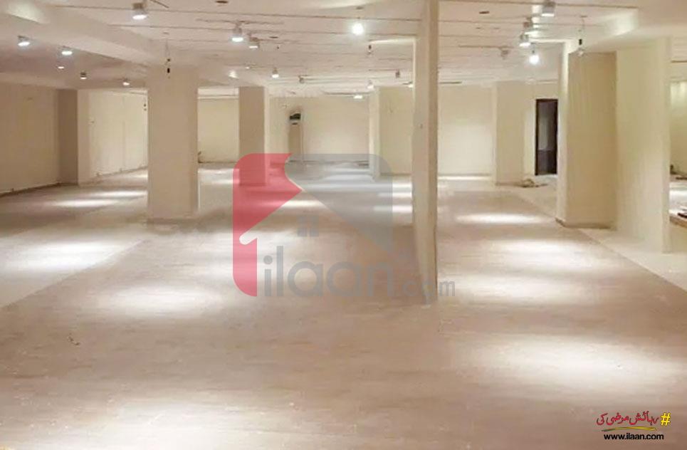 9999 Sq.ft Office for Rent in Garden Town, Lahore