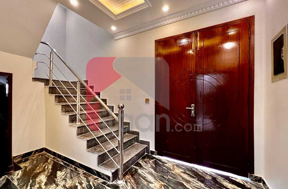 1 Kanal House for Sale in Phase 5, DHA Lahore (Furnished)