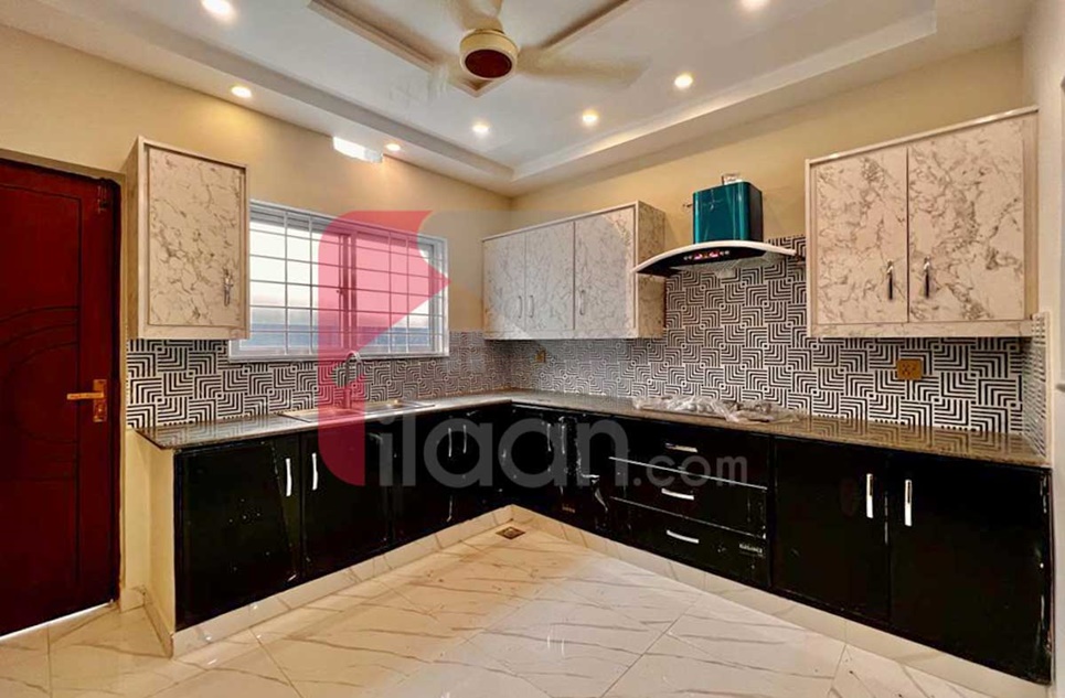 1 Kanal House for Sale in Phase 5, DHA Lahore (Furnished)