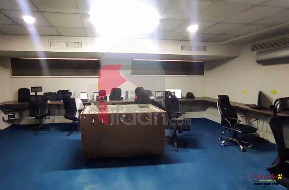 999 Sq.ft Office for Rent in Gulberg-3, Lahore