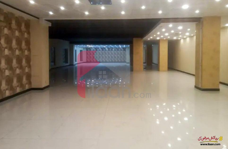 2997 Sq.ft Office for Rent on MM Alam Road, Gulberg-3, Lahore