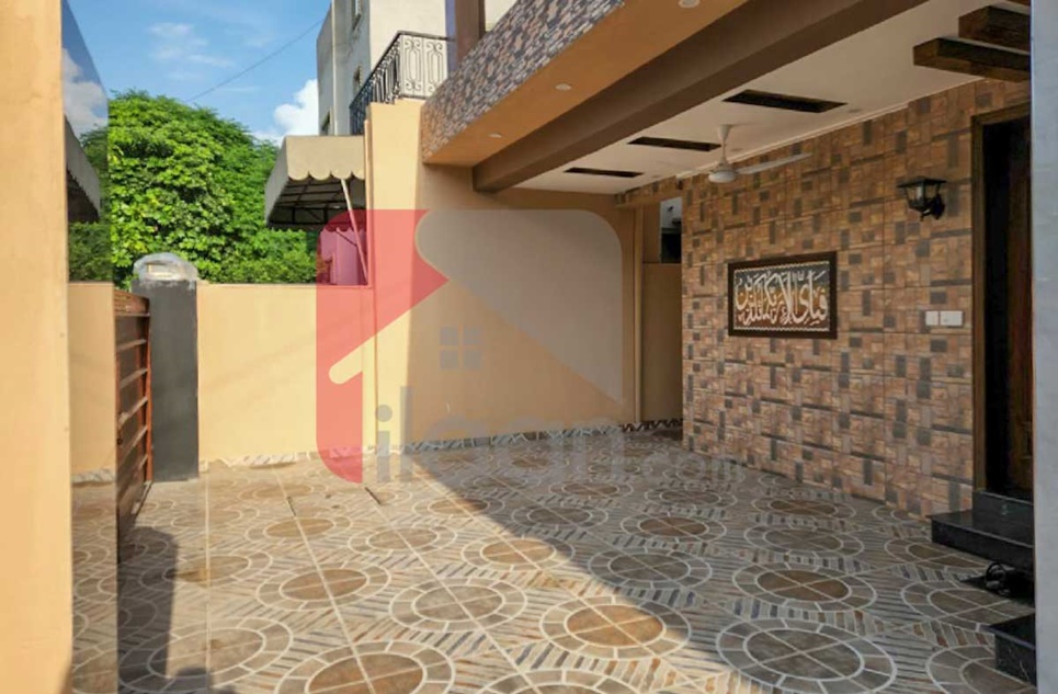 10 Marla House for Sale in Phase 5, DHA Lahore