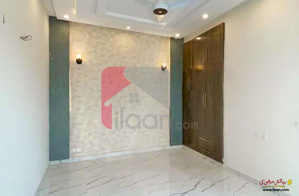 900 Sq.ft Office for Rent in Phase 6, DHA Lahore