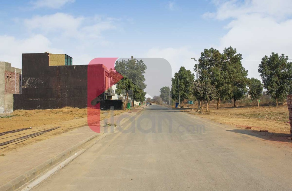 10 Marla Plot for Sale in Talha Block, Sector E, Bahria Town, Lahore