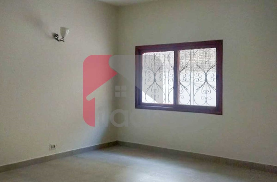 540 Sq.yd House for Sale in Zamzama Commercial Area, Phase 5, DHA Karachi