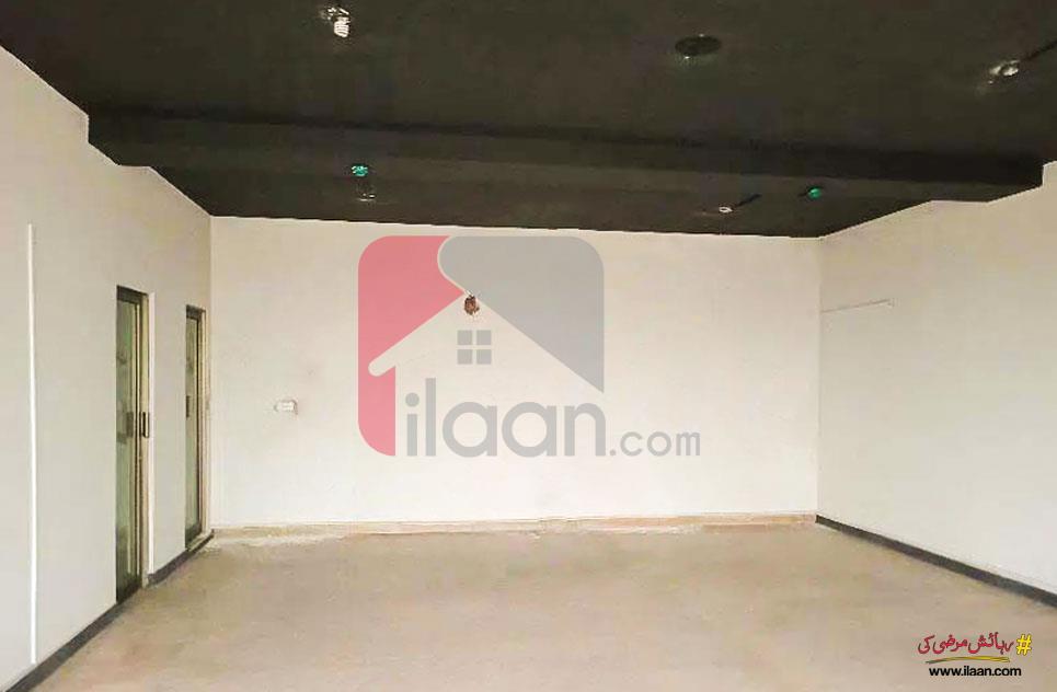 900 Sq.ft Office for Rent in Phase 4, DHA Lahore