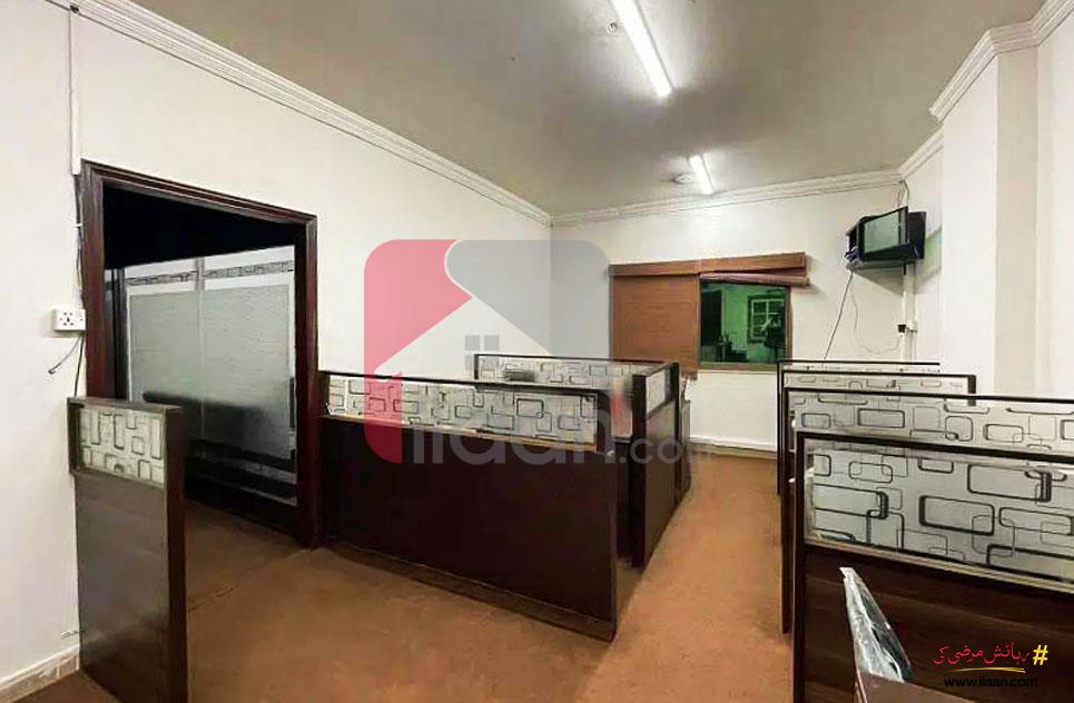 819 Sq.ft Office for Rent in Siddique Trade Center, Jail Road, Lahore