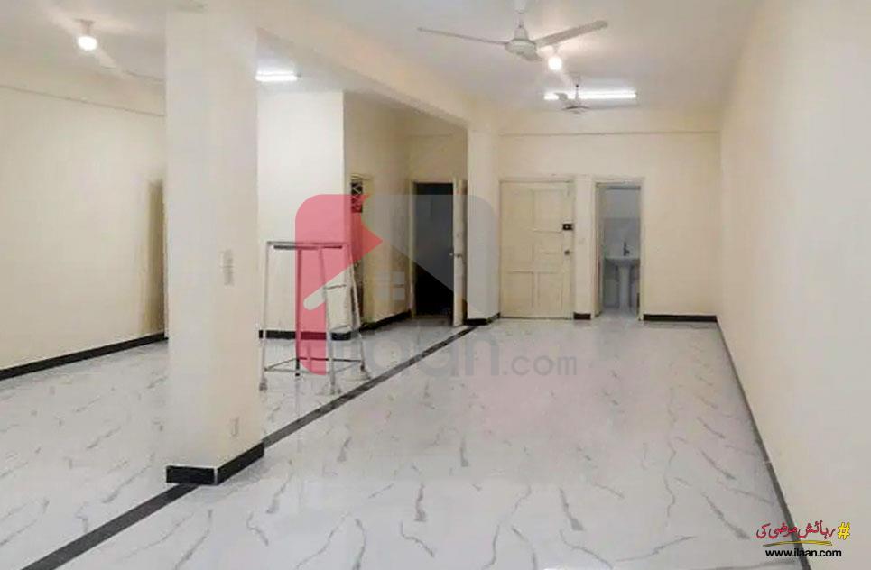 900 Sq.ft Office for Rent in I-8 Markaz, Islamabad
