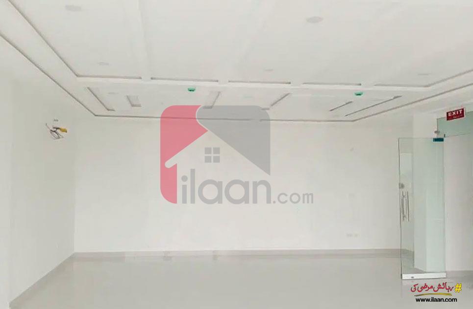 900 Sq.ft Office for Rent in Phase 8, DHA Lahore